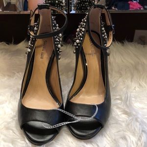 GIANNI BINI SZ 8.5 NEVER WORN